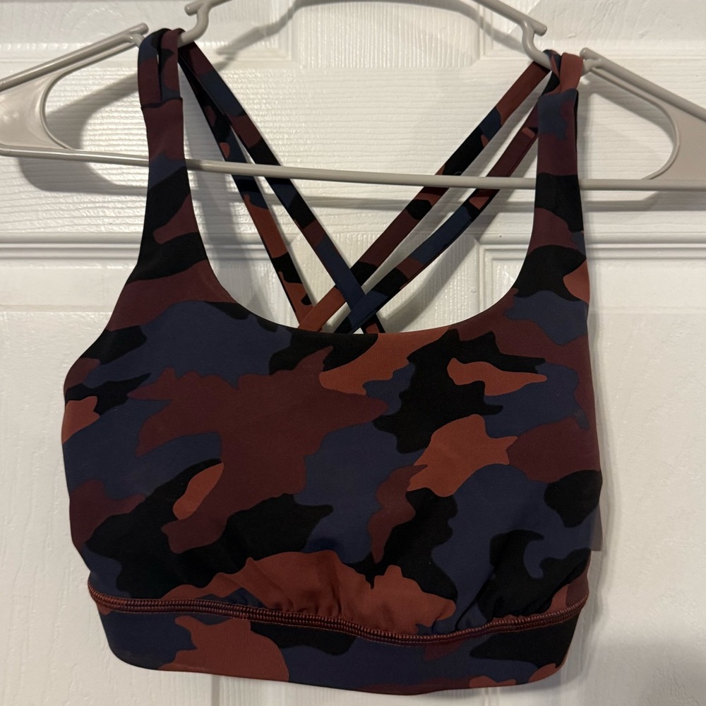 Lululemon Athletica Red Camo Energy Bra. Size 6 -NWT